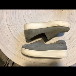 Steve Madden Gills Platform Slip-On Suede Size 8